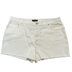 House of Harlow High Rise Mom Shorts Denim Button Fly Size 32 NEW